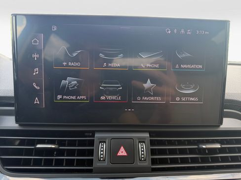 Used 2021 Audi Q5 Prestige w/ Prestige Package AWD/4WD image 21