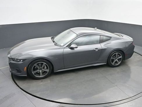 Used 2024 Ford Mustang Premium image 33