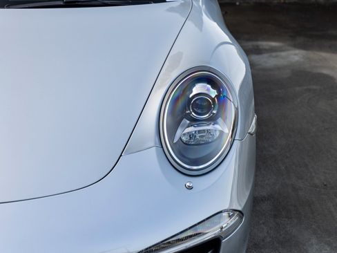 Used 2014 Porsche 911 Carrera 4S image 19