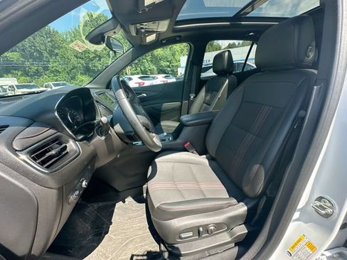 Used 2023 Chevrolet Equinox RS w/ LPO, Floor Liner Package FWD image 23
