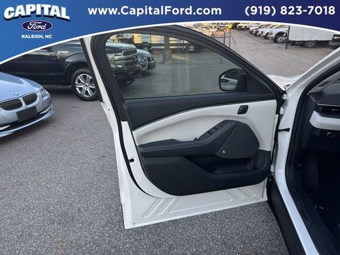 Certified 2024 Ford Mustang Mach-E Premium image 19