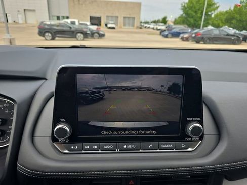 New 2026 Nissan Rogue SV AWD/4WD image 9