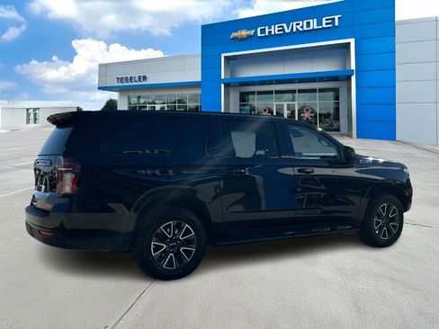 Used 2023 Chevrolet Suburban Z71 w/ Luxury Package AWD/4WD image 5
