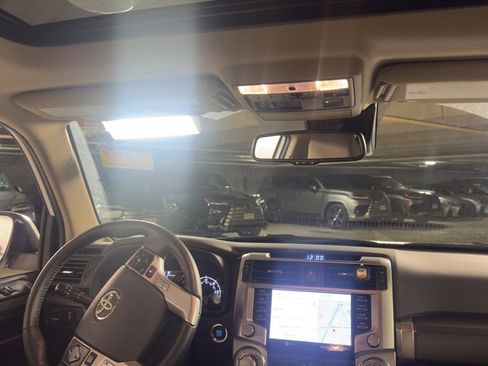 Used 2024 Toyota 4Runner SR5 Premium image 8