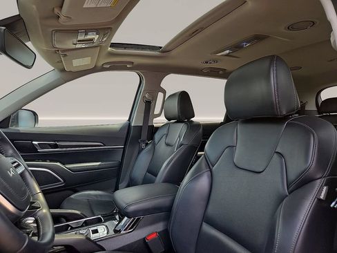 Used 2024 Kia Telluride S w/ S Sunroof Package FWD image 14