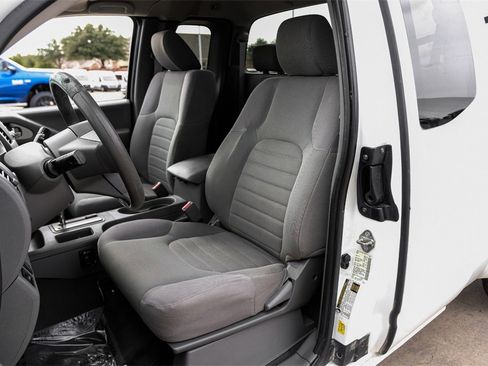 Used 2019 Nissan Frontier S image 30