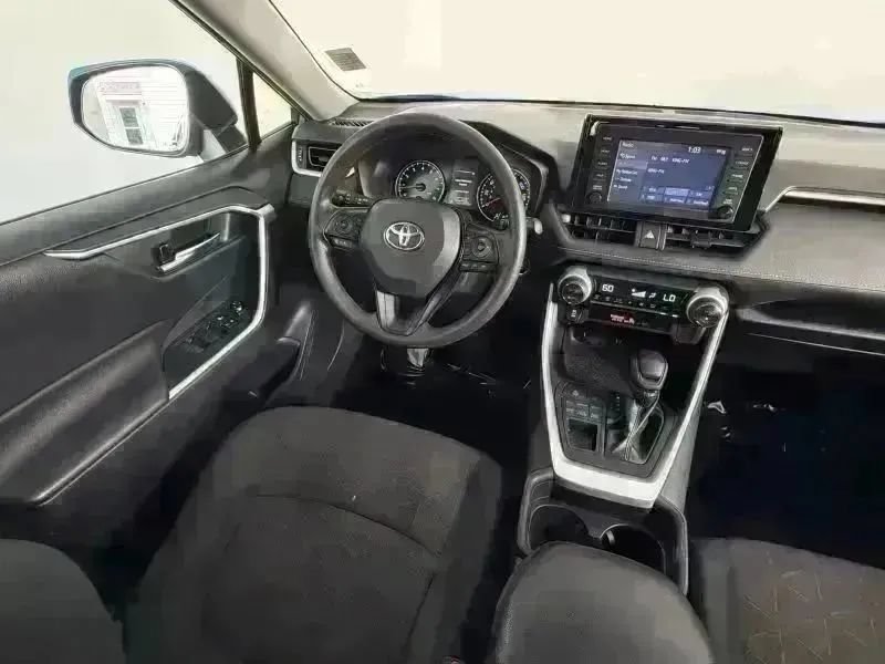 Used 2019 Toyota RAV4 XLE AWD/4WD image 19