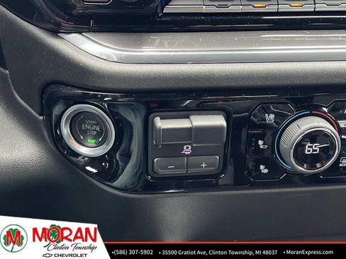 Certified 2025 Chevrolet Silverado 1500 High Country AWD/4WD image 23