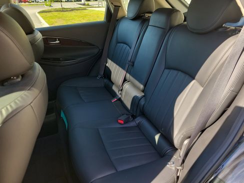 Used 2017 INFINITI QX50 AWD w/ Premium Package image 28