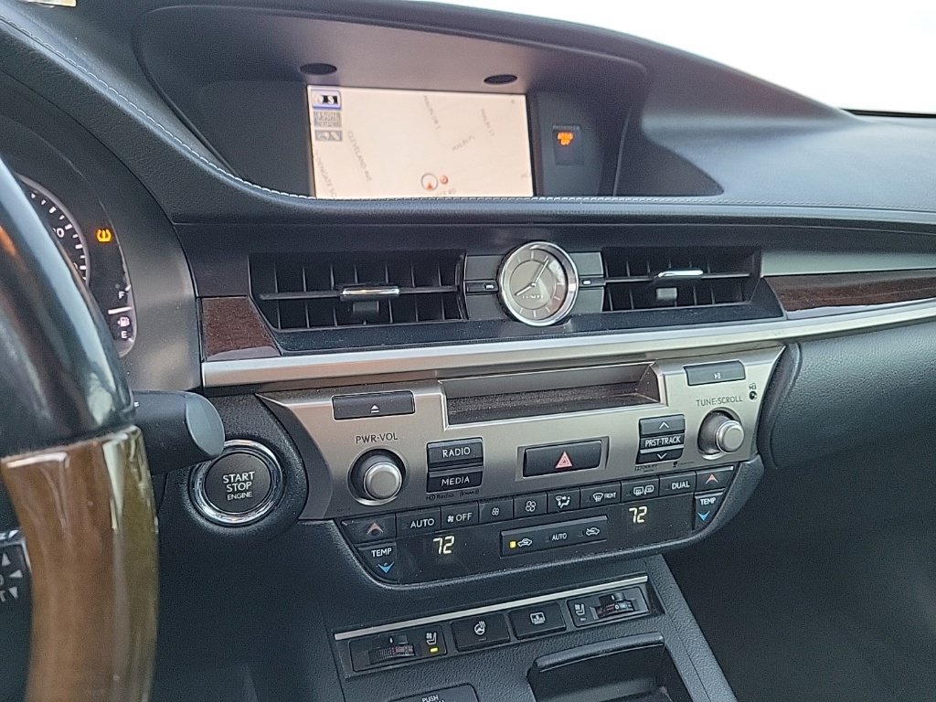 Used 2013 Lexus ES 350 w/ Luxury Pkg FWD image 9