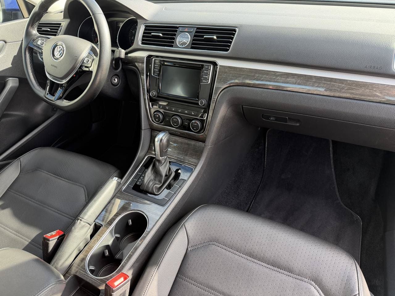 Used 2016 Volkswagen Passat 1.8T SE FWD image 19