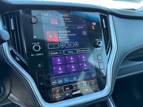 Certified 2022 Subaru Outback Premium image 17