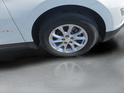 Used 2020 Chevrolet Equinox LT w/ Driver Convenience Package FWD image 34