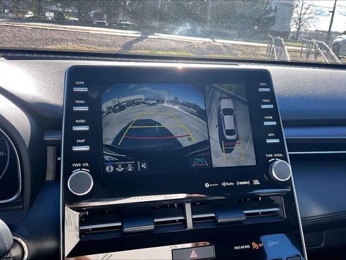 Used 2019 Toyota Avalon Touring image 26