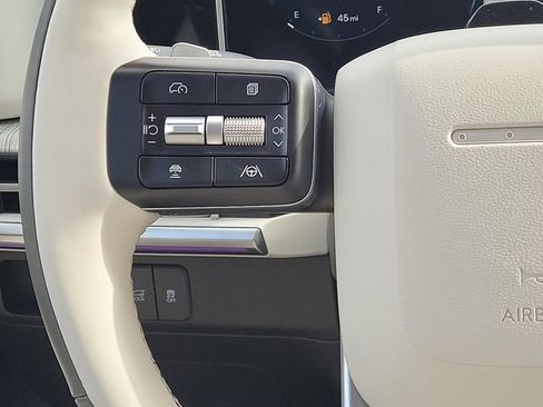 New 2025 Hyundai Santa Fe Calligraphy AWD/4WD image 27