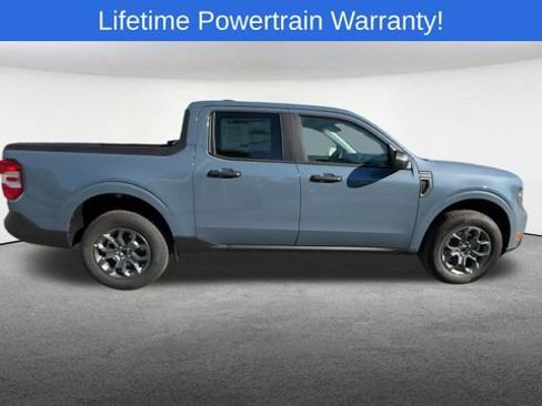 New 2025 Ford Maverick XLT image 9