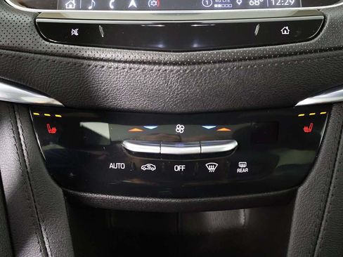 Used 2023 Cadillac XT5 Premium Luxury AWD/4WD image 44