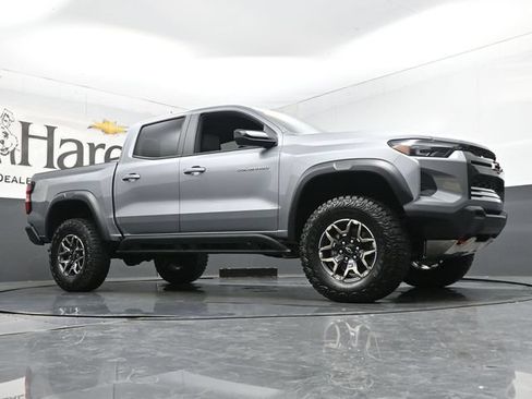 Used 2026 Chevrolet Colorado ZR2 AWD/4WD image 2