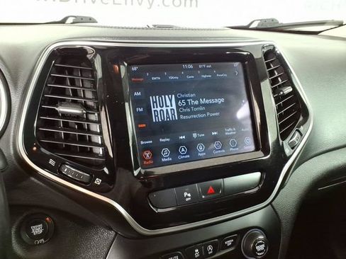 Used 2020 Jeep Cherokee Limited AWD/4WD image 18