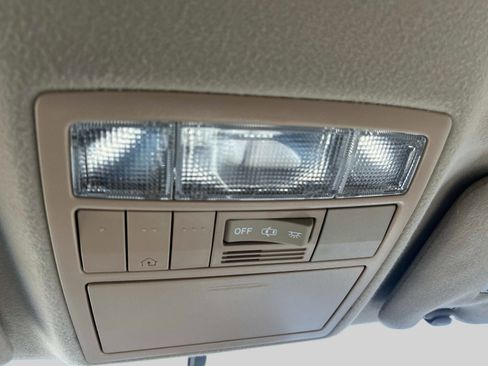 Used 2009 Toyota Venza FWD image 30