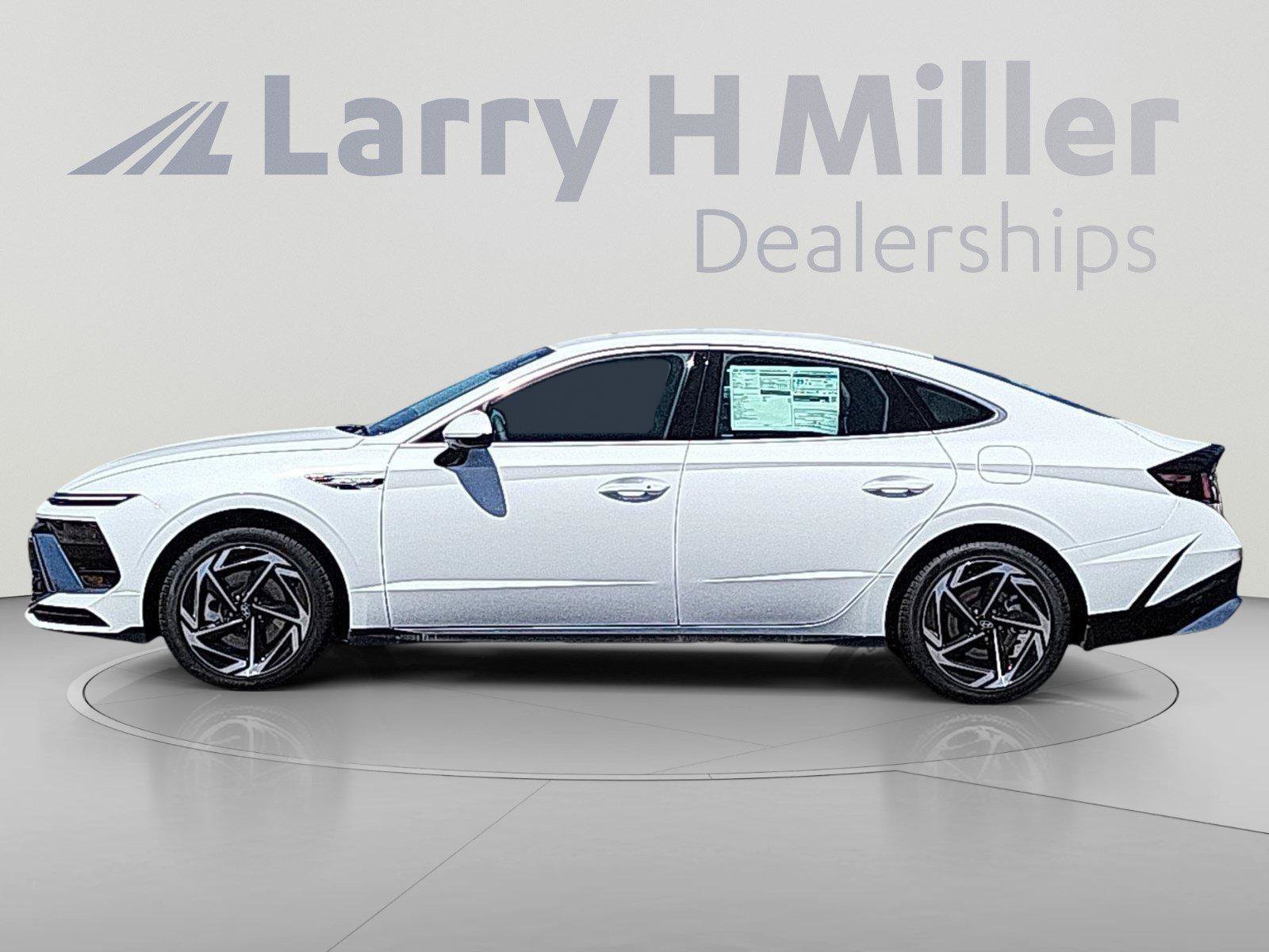 New 2026 Hyundai Sonata SEL FWD image 4