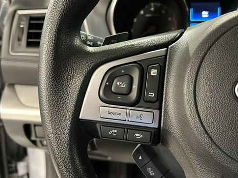 Used 2017 Subaru Outback 2.5i AWD/4WD image 12