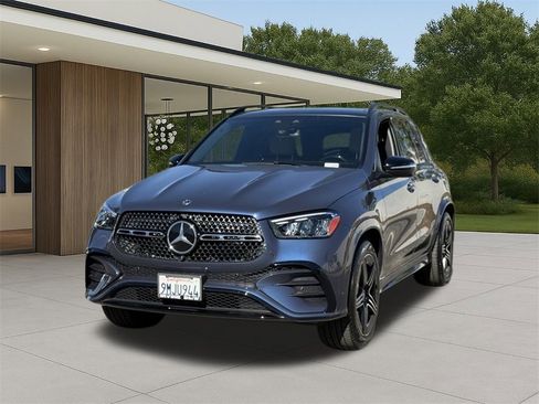 Used 2024 Mercedes-Benz GLE 350 4MATIC image 3