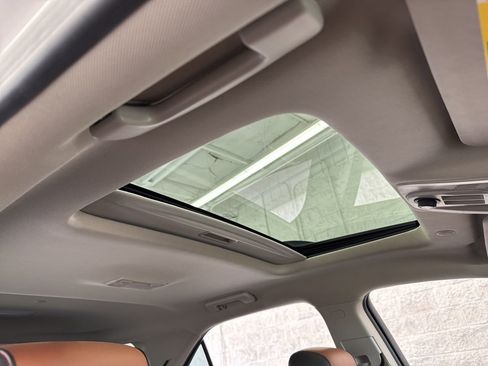 Used 2016 Chevrolet Equinox LTZ w/ Enhanced Convenience Package image 47