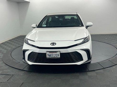 Certified 2025 Toyota Camry SE image 5