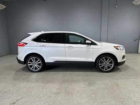 Used 2019 Ford Edge Titanium w/ Cold Weather Package AWD/4WD image 2