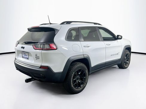 Used 2022 Jeep Cherokee Latitude w/ Sun & Sound Group image 5