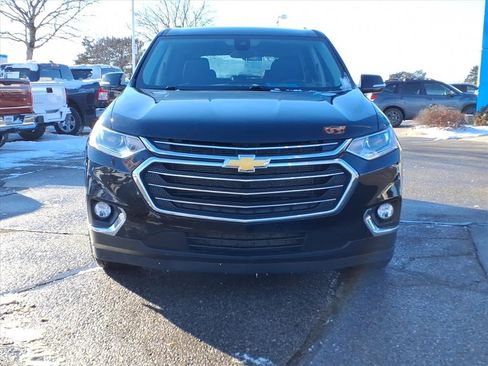 Used 2020 Chevrolet Traverse LT image 3