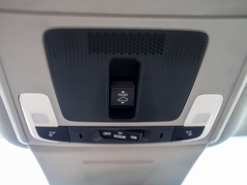 New 2025 Acura Integra image 11