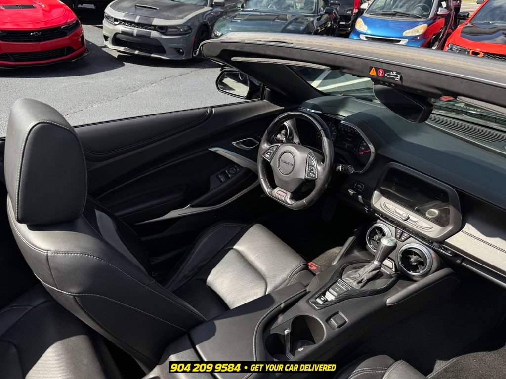 Used 2019 Chevrolet Camaro SS RWD image 31
