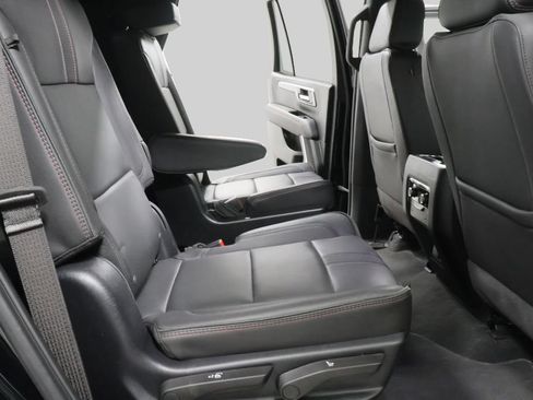 Used 2025 Chevrolet Tahoe RST w/ Comfort Package AWD/4WD image 31