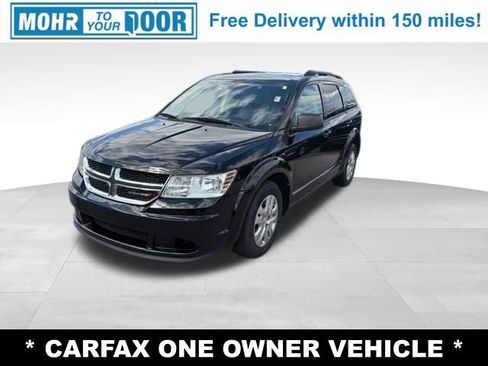 Used 2020 Dodge Journey SE image 1