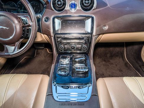 Used 2012 Jaguar XJ RWD image 57