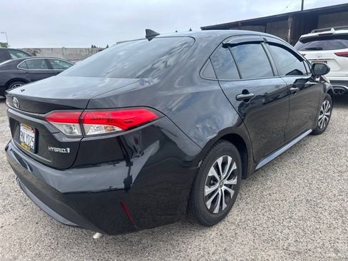 Used 2022 Toyota Corolla LE w/ Carpet Mat Package (TMS) FWD image 5