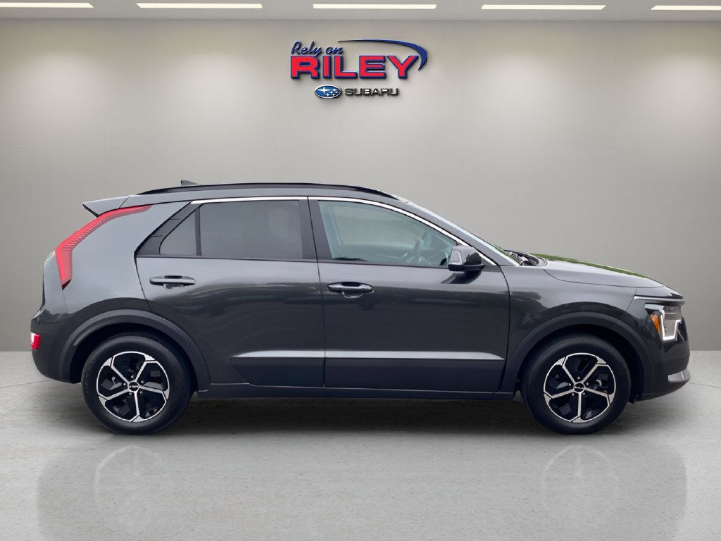 Used 2026 Kia Niro EX FWD image 8
