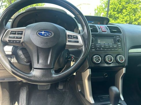 Used 2015 Subaru Forester 2.5i w/ Alloy Wheel Package AWD/4WD image 9