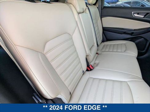 Used 2024 Ford Edge SEL w/ Convenience Package image 22