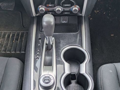 Used 2018 Nissan Pathfinder S AWD/4WD image 20