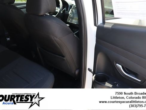 Used 2024 Hyundai Santa Cruz SEL AWD/4WD image 30