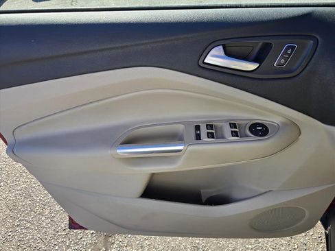 Used 2014 Ford Escape SE w/ Equipment Group 201A image 8