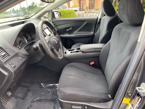 Used 2013 Toyota Venza LE FWD image 9