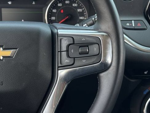 Used 2022 Chevrolet Blazer LT w/ Sound & Technology Package FWD image 16