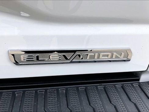 New 2026 GMC Sierra 1500 Elevation w/ X31 Off-Road Package AWD/4WD image 8