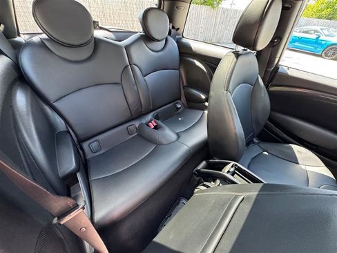 Used 2013 MINI Cooper S image 26