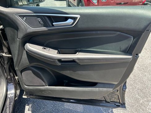 Used 2024 Ford Edge Titanium AWD/4WD image 40