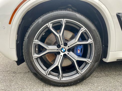 Used 2024 BMW X5 M60i w/ Parking Assistance Package AWD/4WD image 10